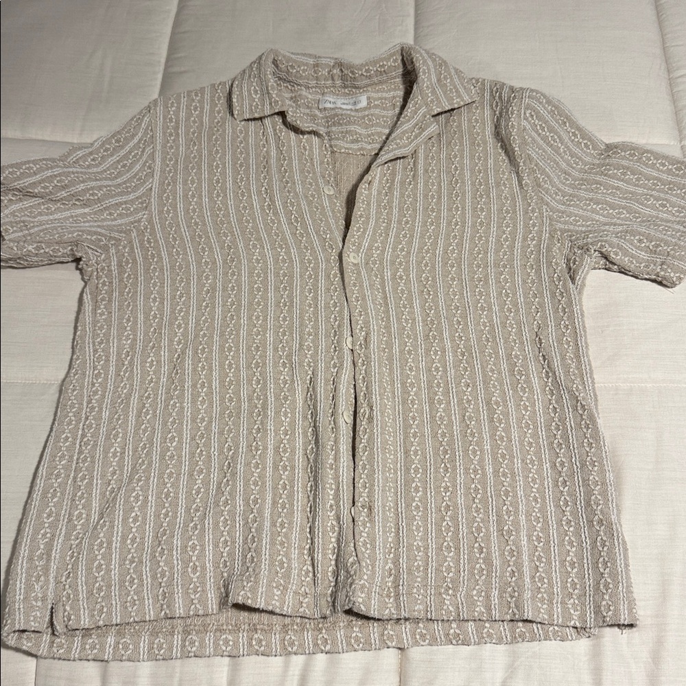 NWOT Men’s Zara Textured Cream Button-Up cotton Shirt.